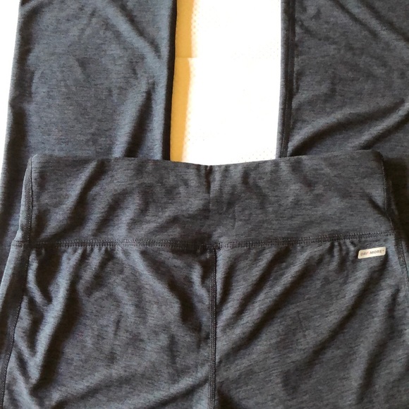 Danskin 88 Polyester 12 Spandex Pants